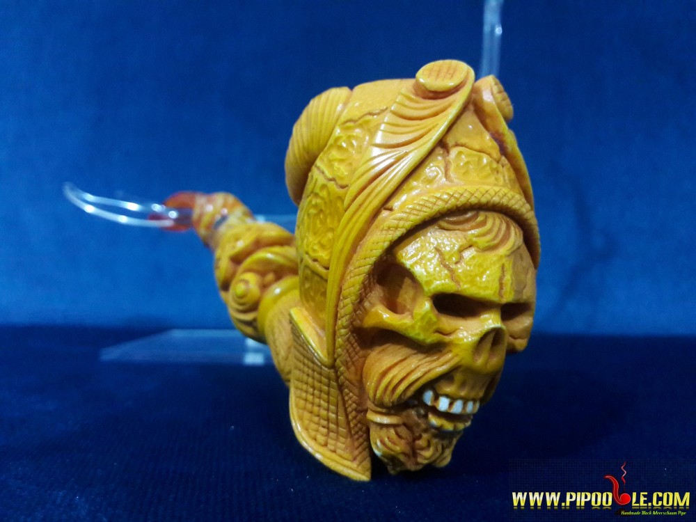 Meerschaum Viking Skull Pipe
