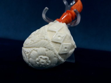 Figural Meerschaum Pipe With Ring 