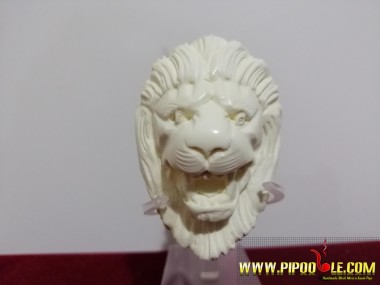 Meerschaum Lion Pipe !