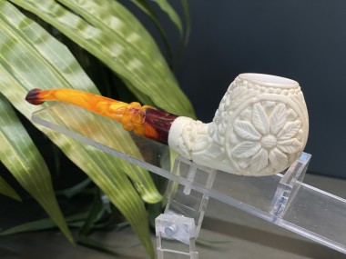 Handcarved Block Meerschaum Pipe
