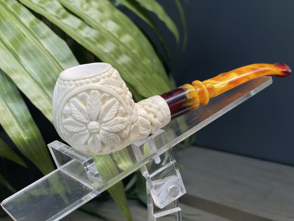 Handcarved Block Meerschaum Pipe