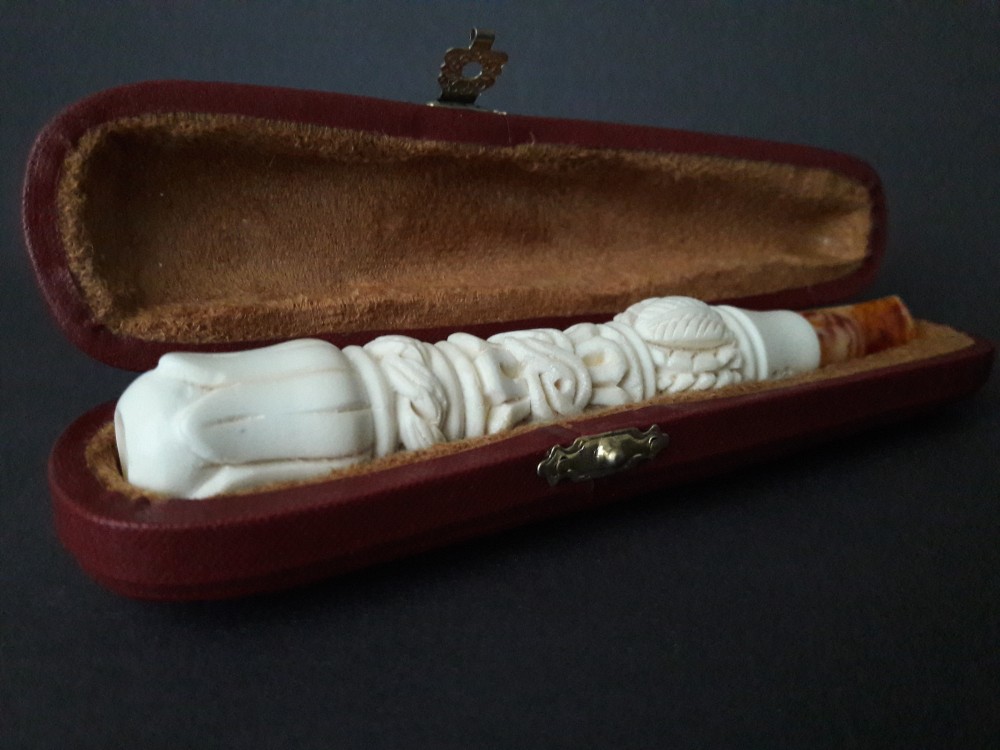 Handmade Meerschaum Cigarette Holder
