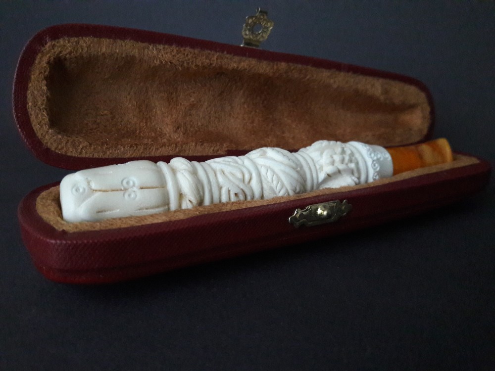 Handmade Meerschaum Cigarette Holder
